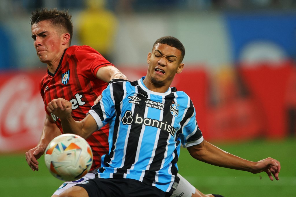Destaques: Grêmio perde por 2 a 0 para o Huachipato na Libertadores.