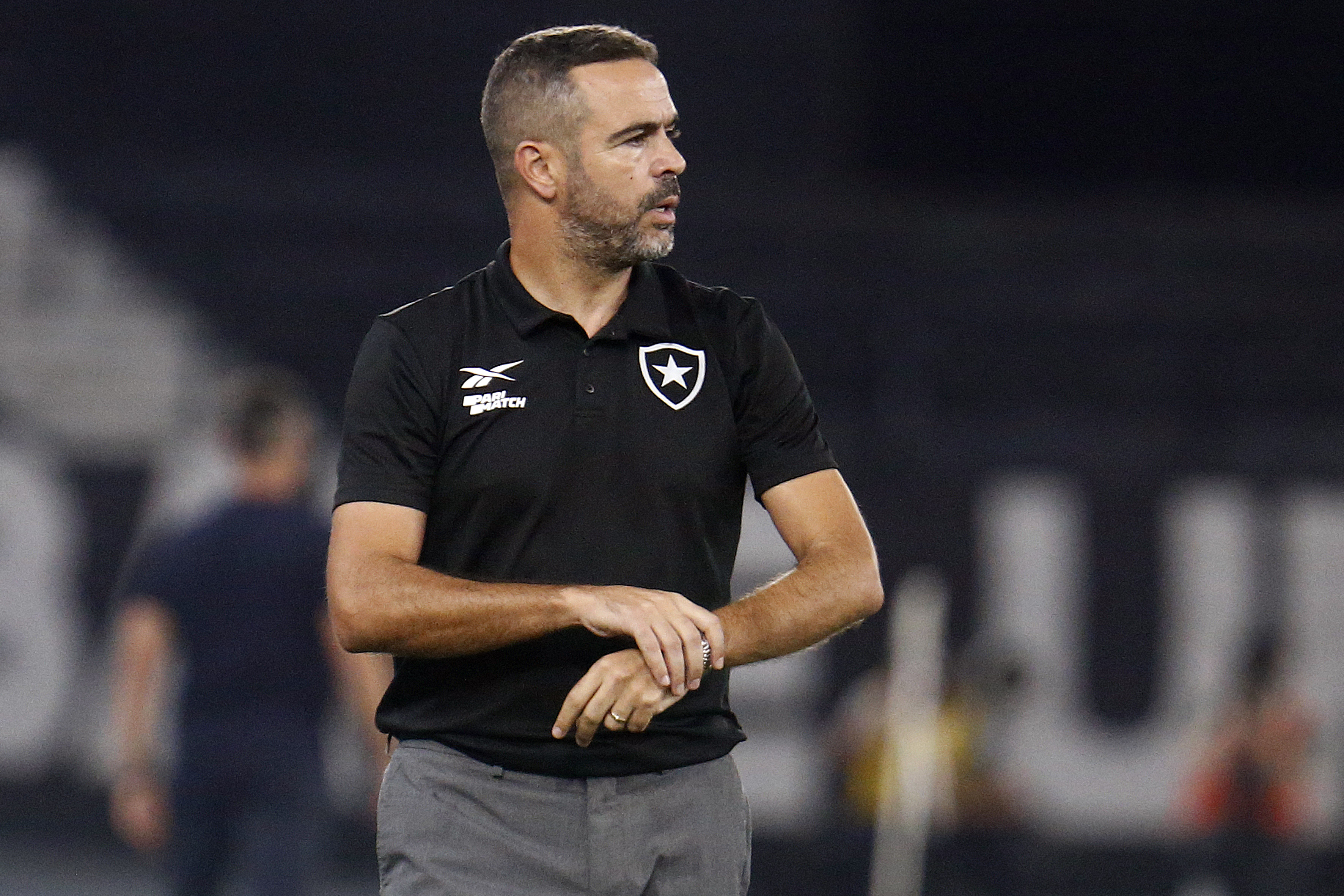 Artur Jorge Antecipa Duelo de Líderes entre Botafogo e Palmeiras Como Destaque da Rodada
