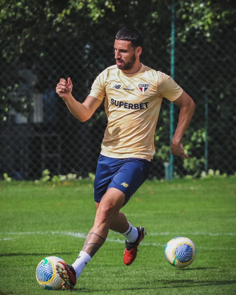Calleri (Foto: Erico Leonan/São Paulo)