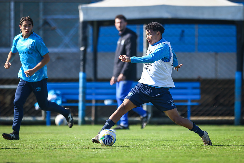 Treino do Grêmio: galeria de fotos da sexta-feira reforça preparação do time