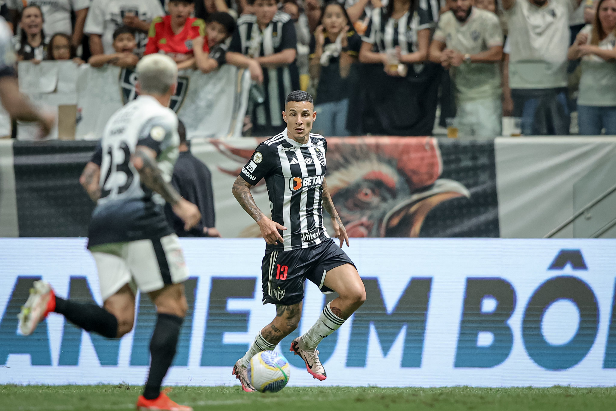 Fagner destaca evolução do Corinthians após derrota para Atlético-MG: 
