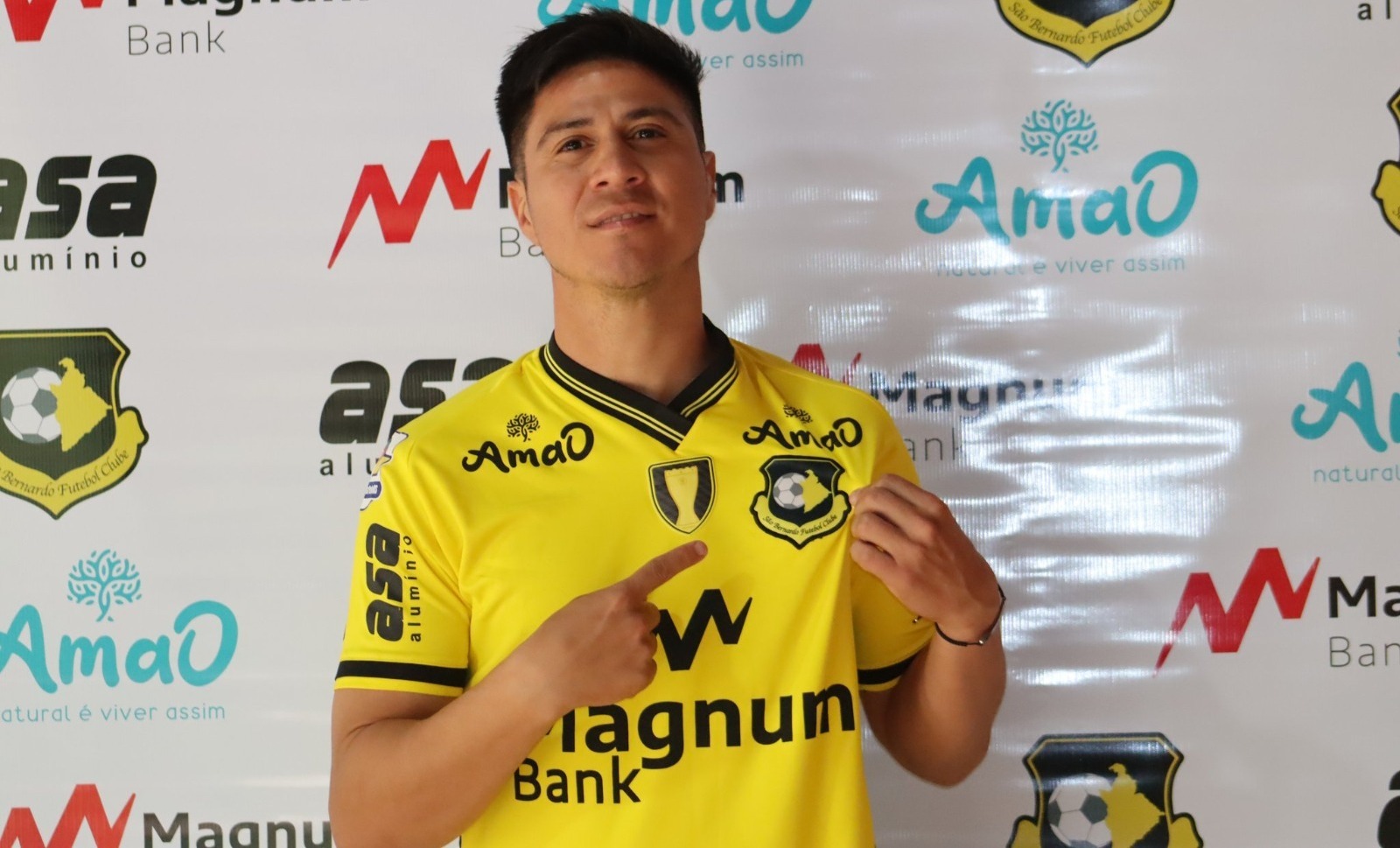 São Bernardo anuncia contratação de Cristaldo, atacante ex-Palmeiras para reforçar equipe.
