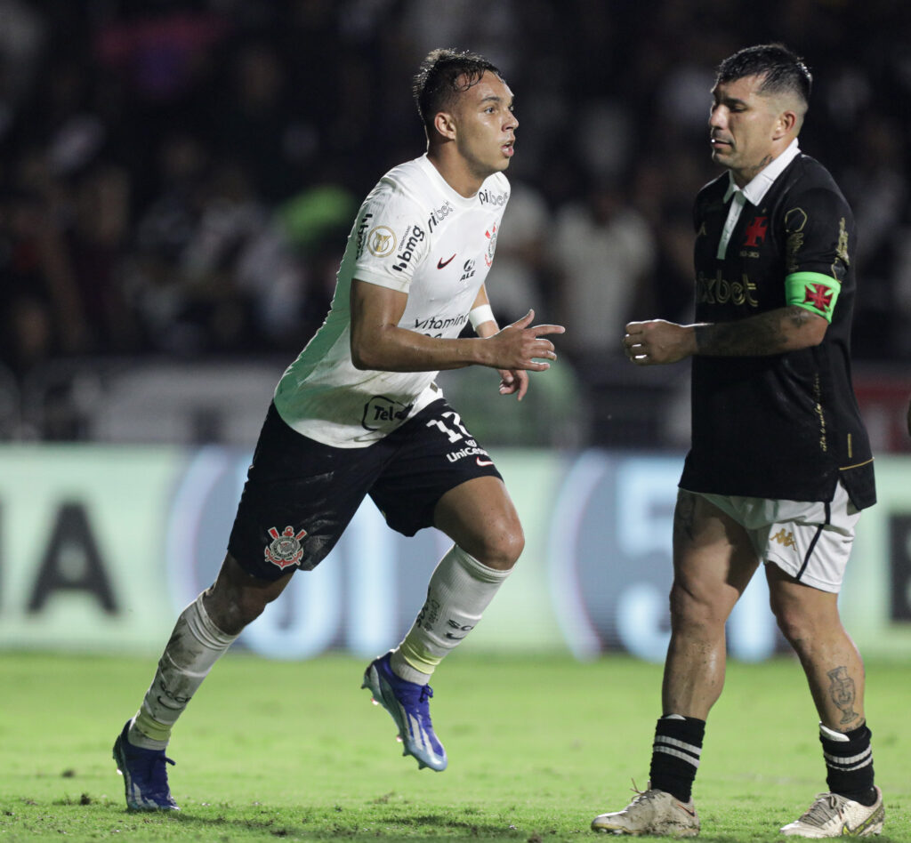 Destaque: Vasco e Corinthians se enfrentam pela 16ª rodada do Brasileirão.
