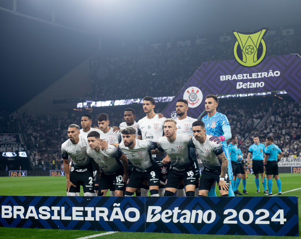 Duelo entre Cruzeiro e Corinthians: informações e prováveis escalações no Brasileirão