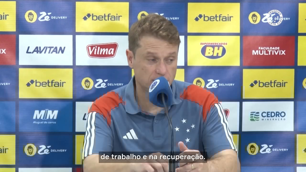 Seabra destaca compromisso do Cruzeiro em sequência de vitórias no futebol.