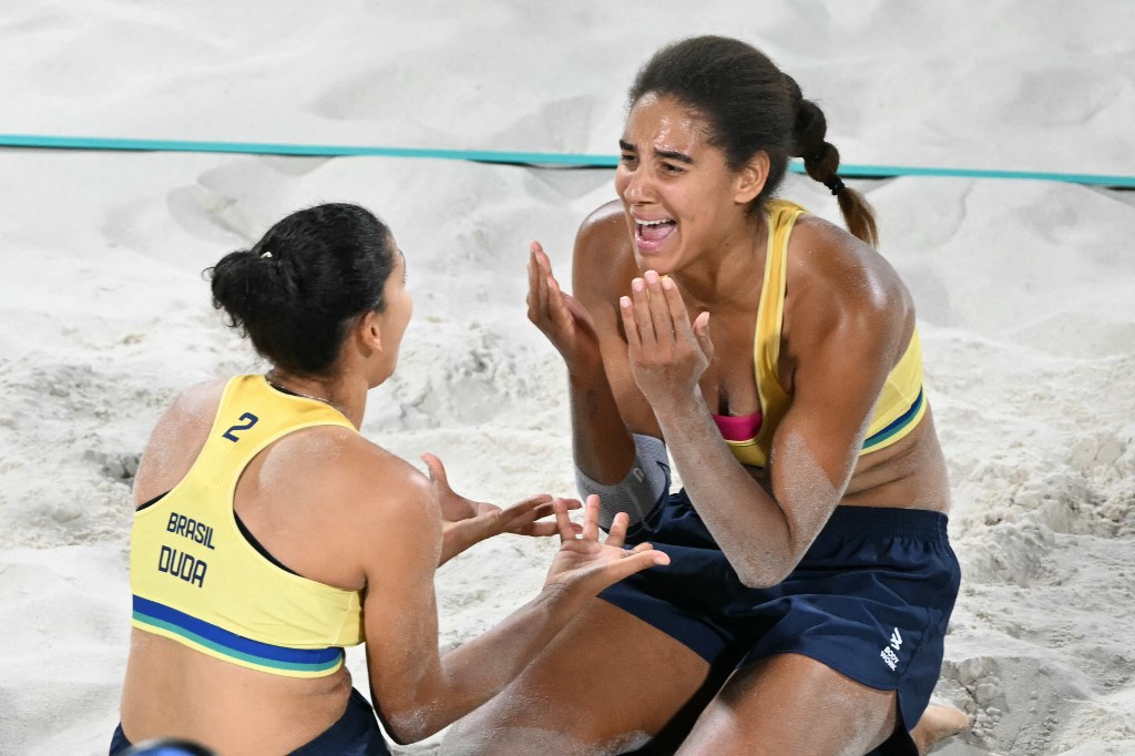 Duda e Ana Patrícia buscam o ouro: horário e onde assistir à final do vôlei de praia Imagem ilustrativa para a matéria