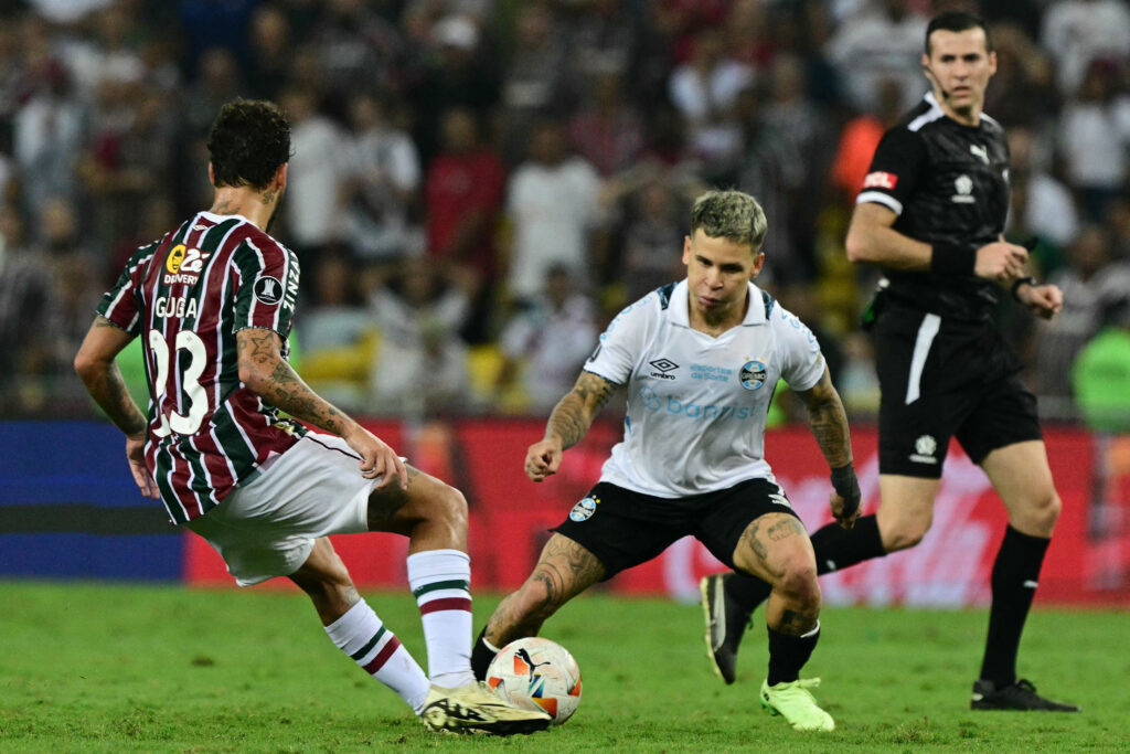 Melhores momentos: Fluminense vence Grêmio na Libertadores com placar apertado
