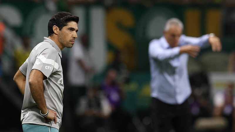 Presidente do Palmeiras critica expulsão de Abel e desmente acerto com Gabigol