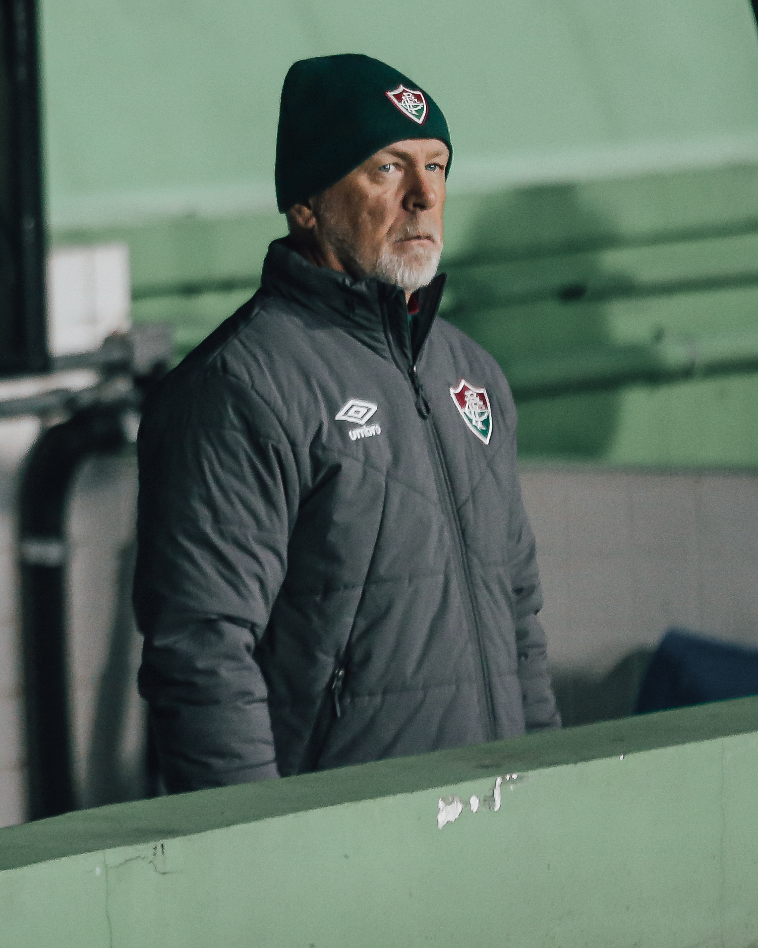 Mano Menezes analisa derrota do Fluminense para o Grêmio e destaca possibilidade de virada.