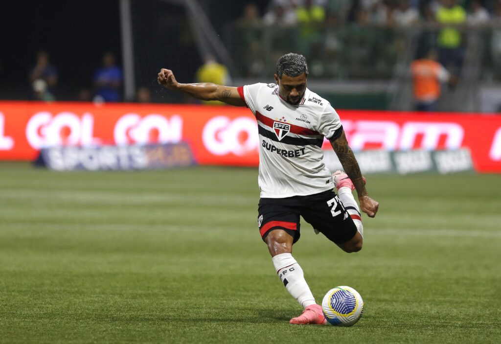 Wellington Rato: o meia-atacante teve personalidade para buscar o jogo a todo momento, contribuindo tanto na construção das jogadas quanto na marcação. Embora não tenha conseguido brilhar individualmente, Rato foi importante para o funcionamento da equipe.