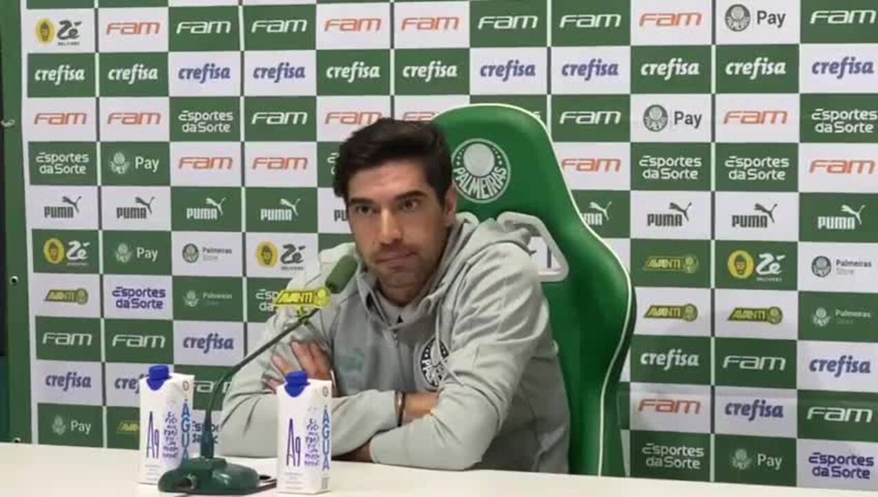 Abel elogia Palmeiras e comenta arbitragem em atuação no Maracanã.