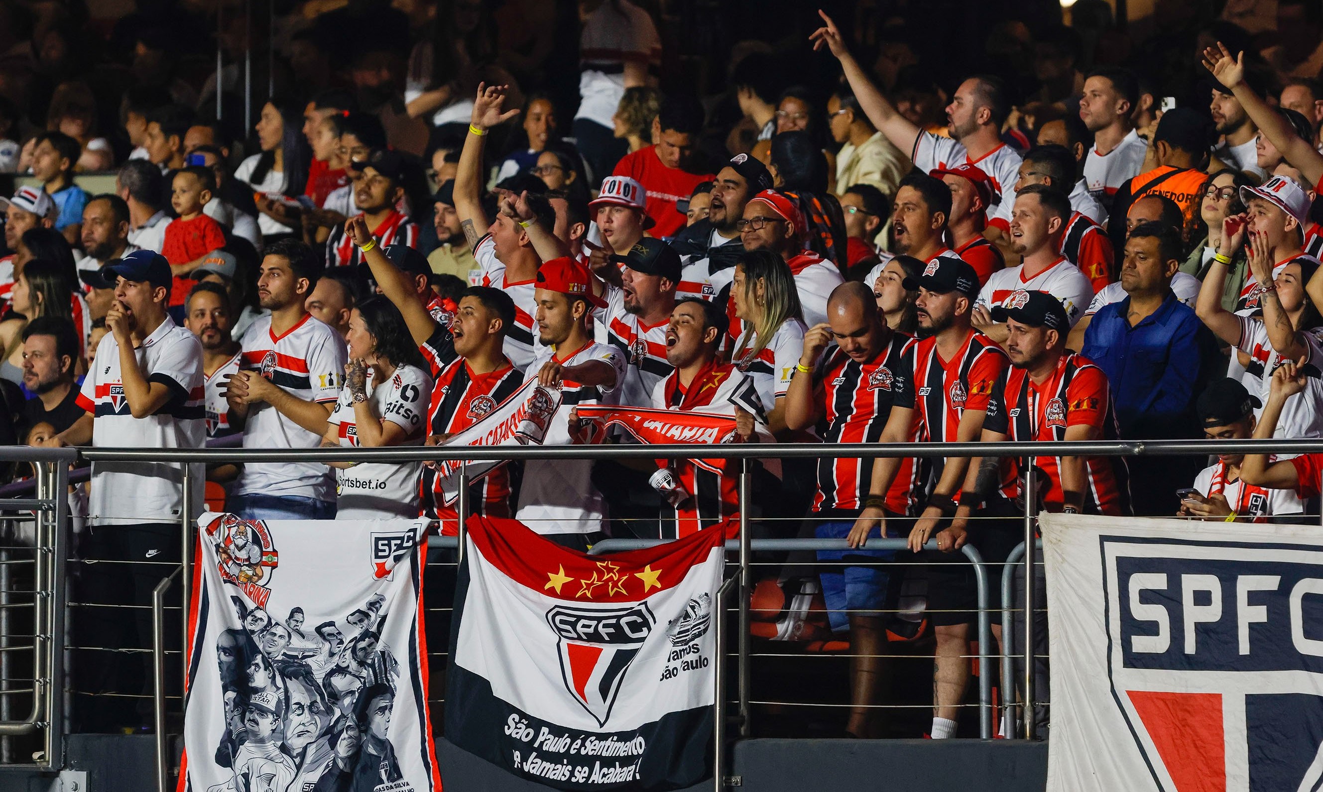 Duelo de ida entre São Paulo e Atlético-MG pela Copa do Brasil chega a ...
