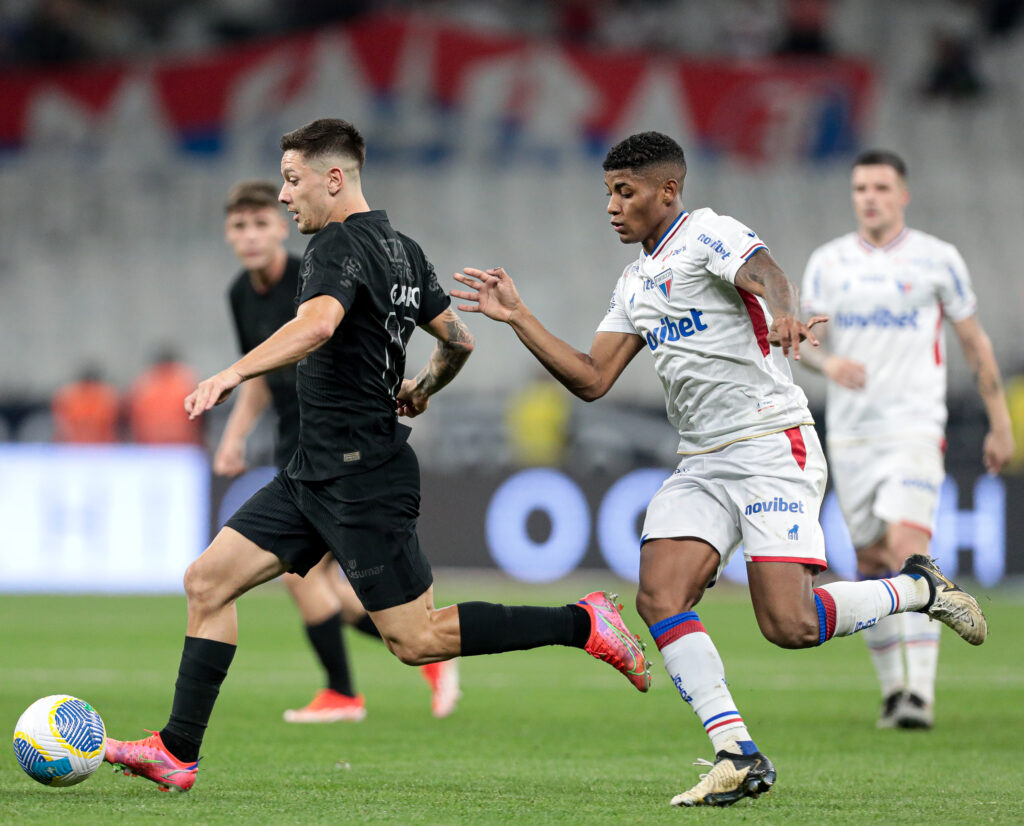 Partida entre Fortaleza e Corinthians na 24ª rodada do Brasileirão: confira detalhes.