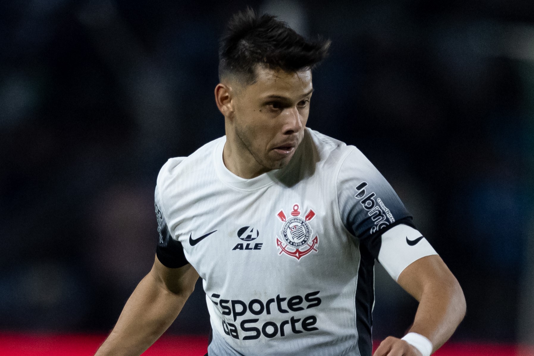 Romero elogia segundo tempo do Corinthians, mas lamenta gols perdidos em derrota.