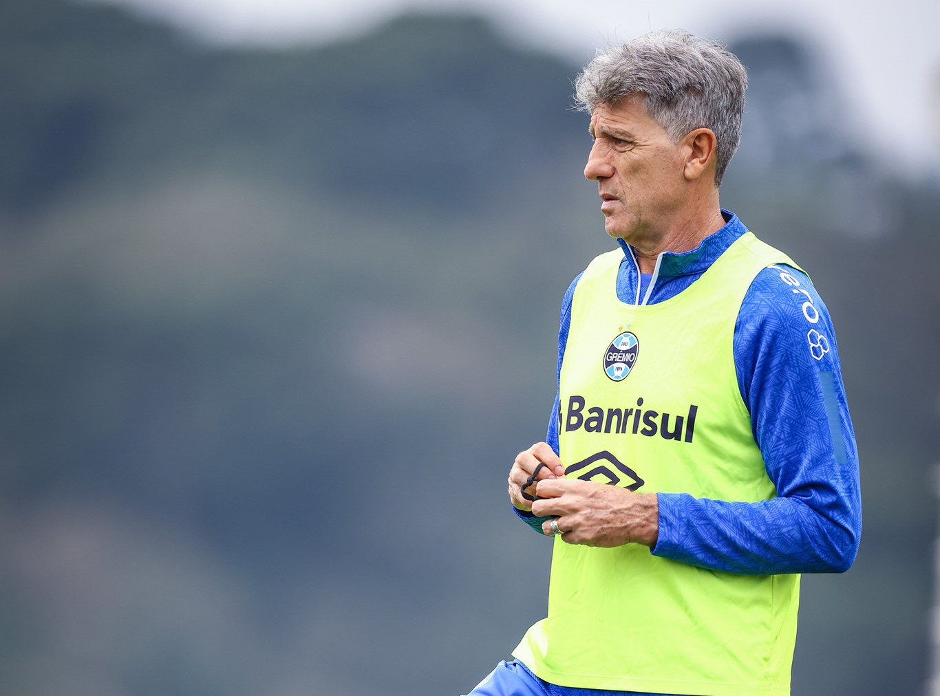 Grêmio volta aos treinos visando confronto contra o Cuiabá após eliminação na Copa do Brasil