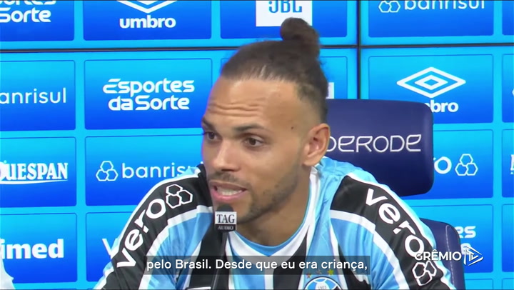 Braithwaite demonstra paixão pelo futebol brasileiro no Grêmio
