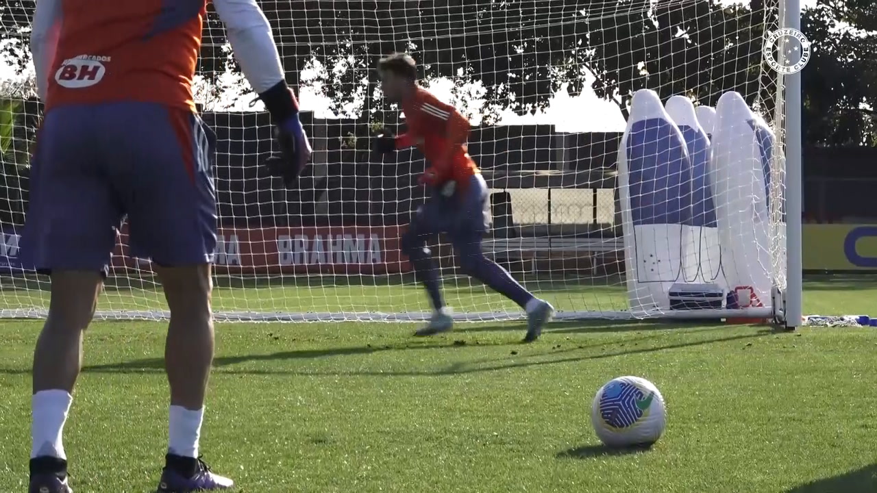 Preparação do Cruzeiro para a Sul-Americana foca no Boca Juniors