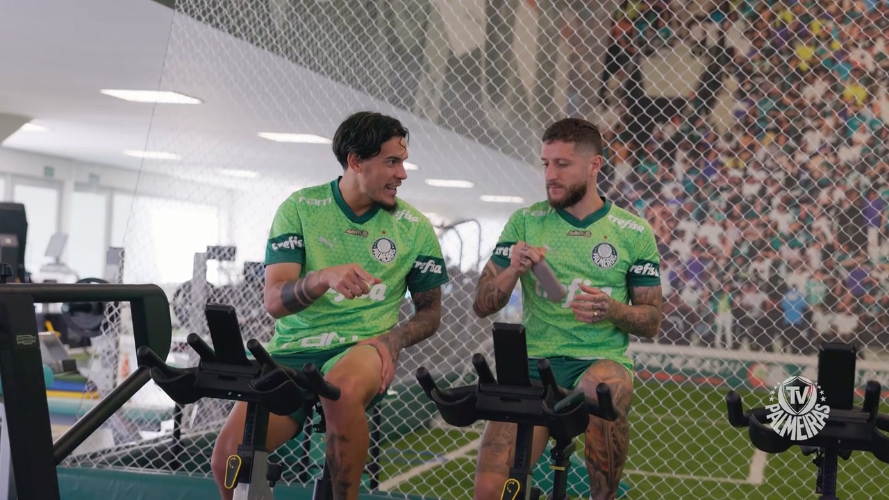 Palmeiras se prepara para confronto crucial na Libertadores.