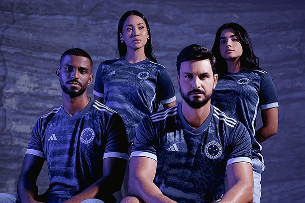 Cruzeiro lança terceiro uniforme para temporada 2024