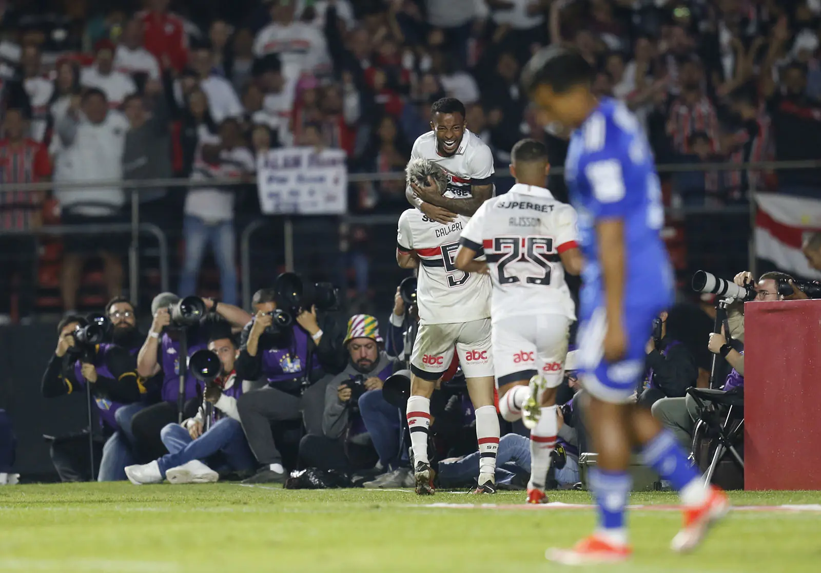 São Paulo mantém aproveitamento de 43% em últimos dez jogos contra o Cruzeiro.