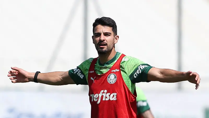 Flaco López avalia proposta do River Plate e agradece permanência no Palmeiras