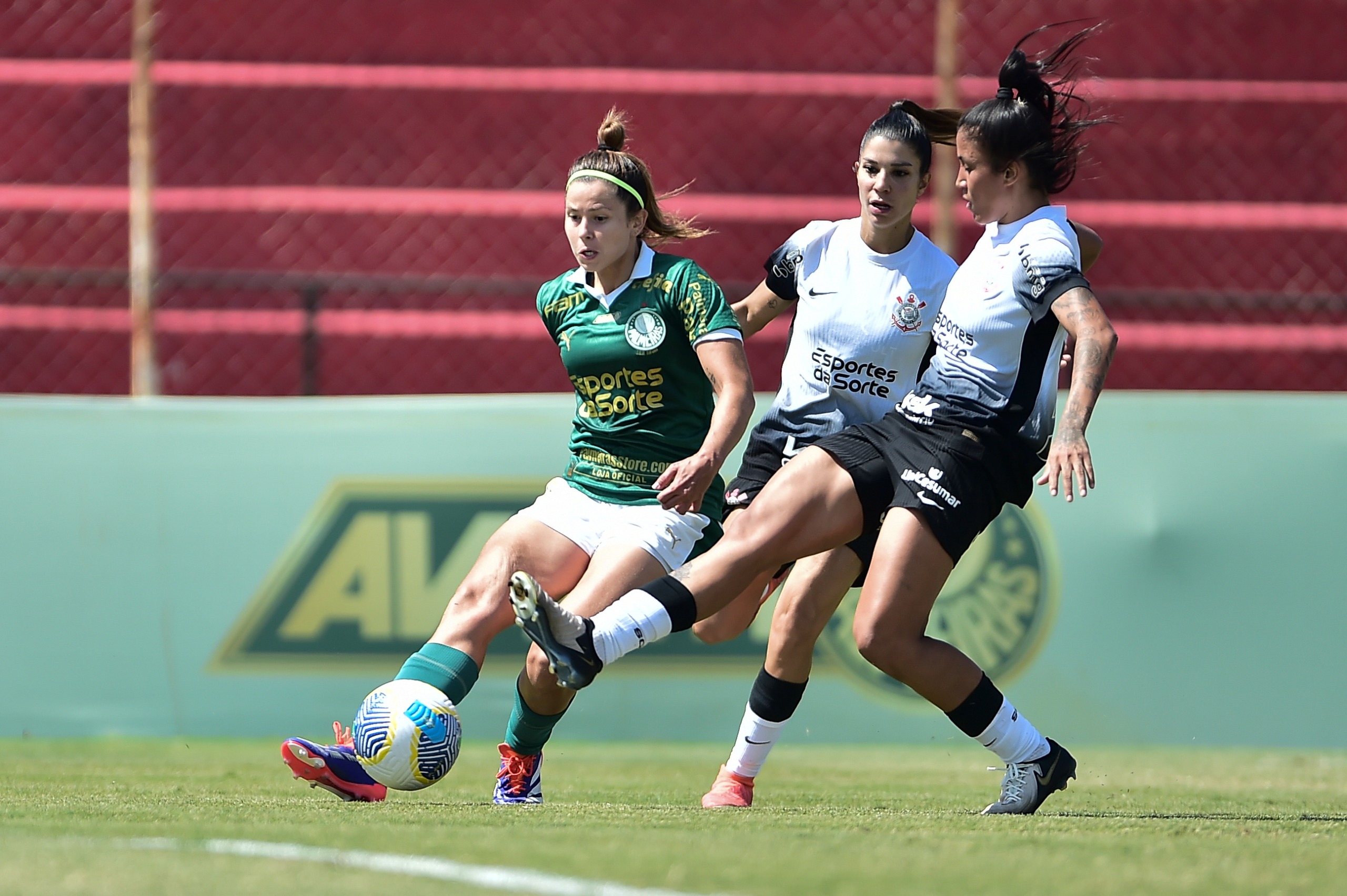 Fotos do Jogo entre Palmeiras e Corinthians na Semifinal do Brasileirão Feminino
