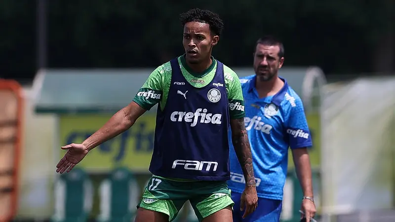 Lázaro conta com apoio da torcida palmeirense em Campinas para duelo importante.
