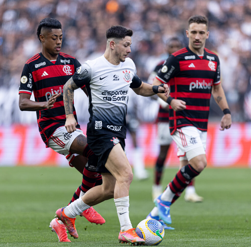 Elenco do Corinthians recebe três dias de descanso após vitória sobre o Flamengo