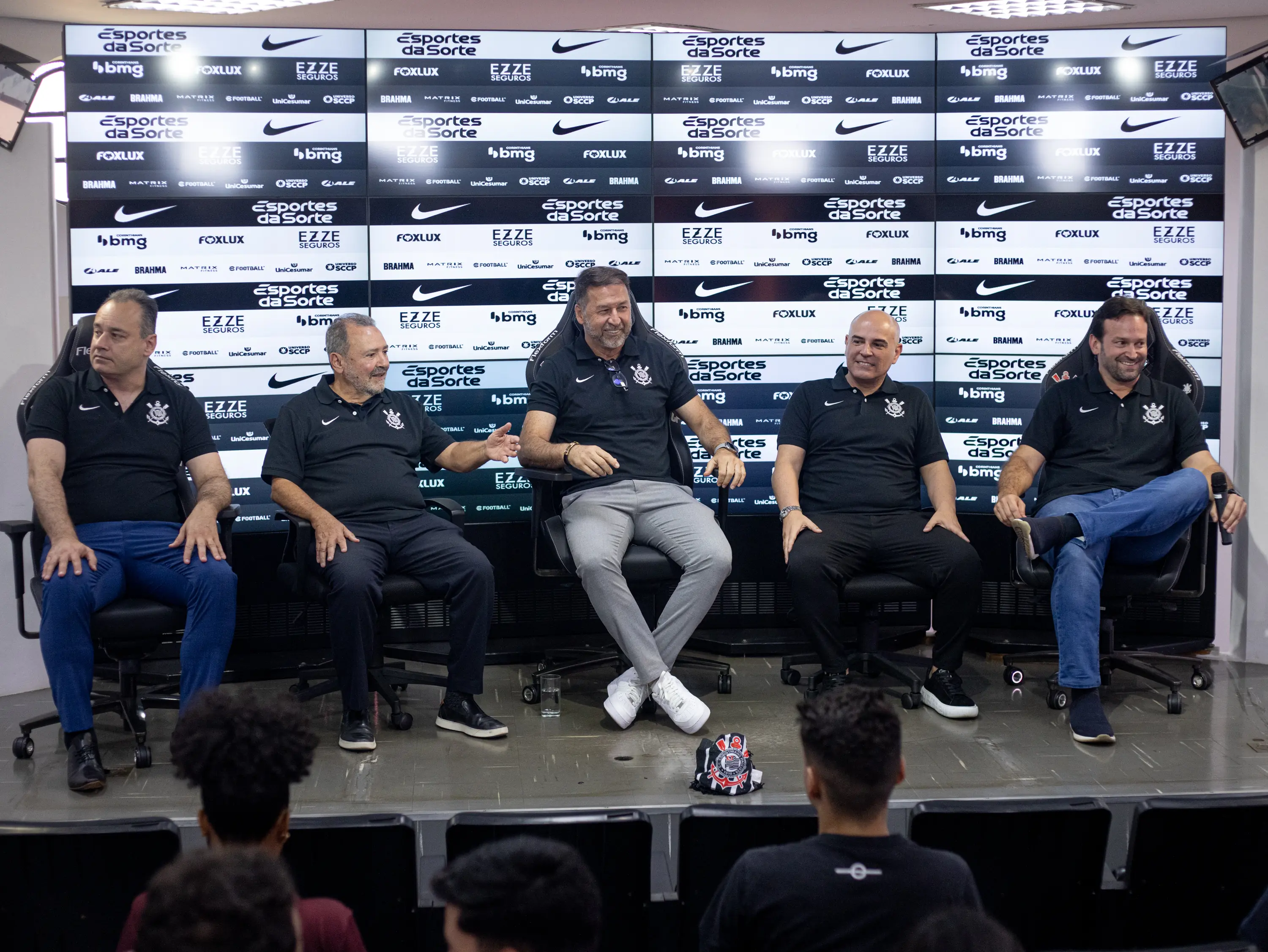 Corinthians confia em patrocinadora para honrar compromisso com Memphis