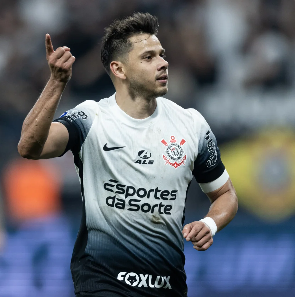 O Corinthians marcou 8 gols nos últimos 3 jogos. O São Paulo fez apenas 3 nos últimos 7 jogos