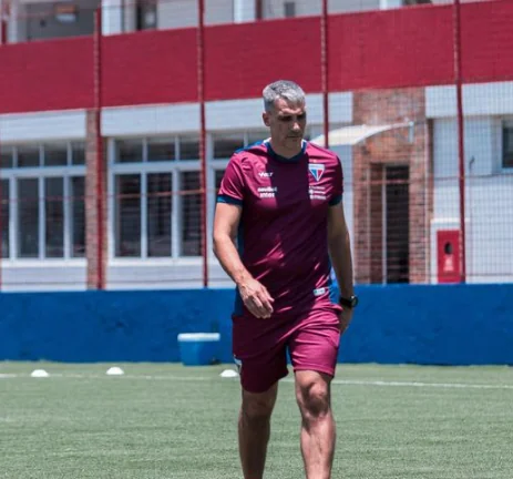 Provável escalação do Fortaleza: João Ricardo; Tinga, Kuscevic, Titi e Felipe Jonatan; Matheus Rossetto, Hércules e Pochettino; Yago Pikachu, Breno Lopes e Lucero
