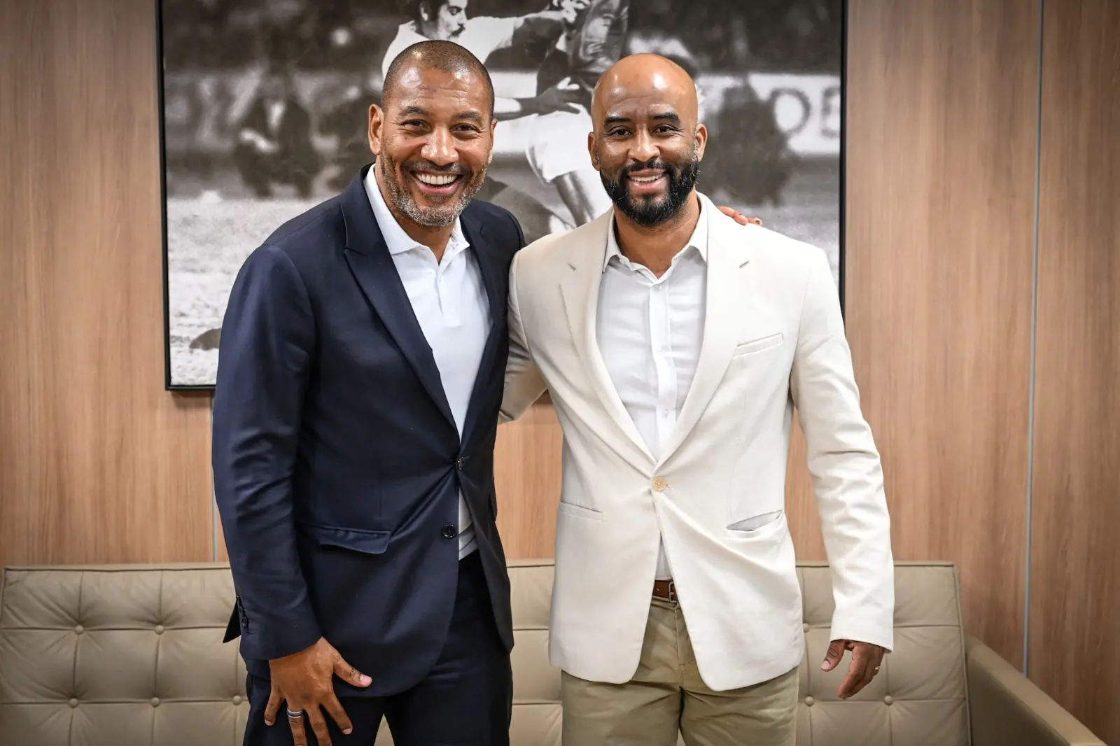 Executivo do Corinthians reforça laços com a Federação Paulista de Futebol.