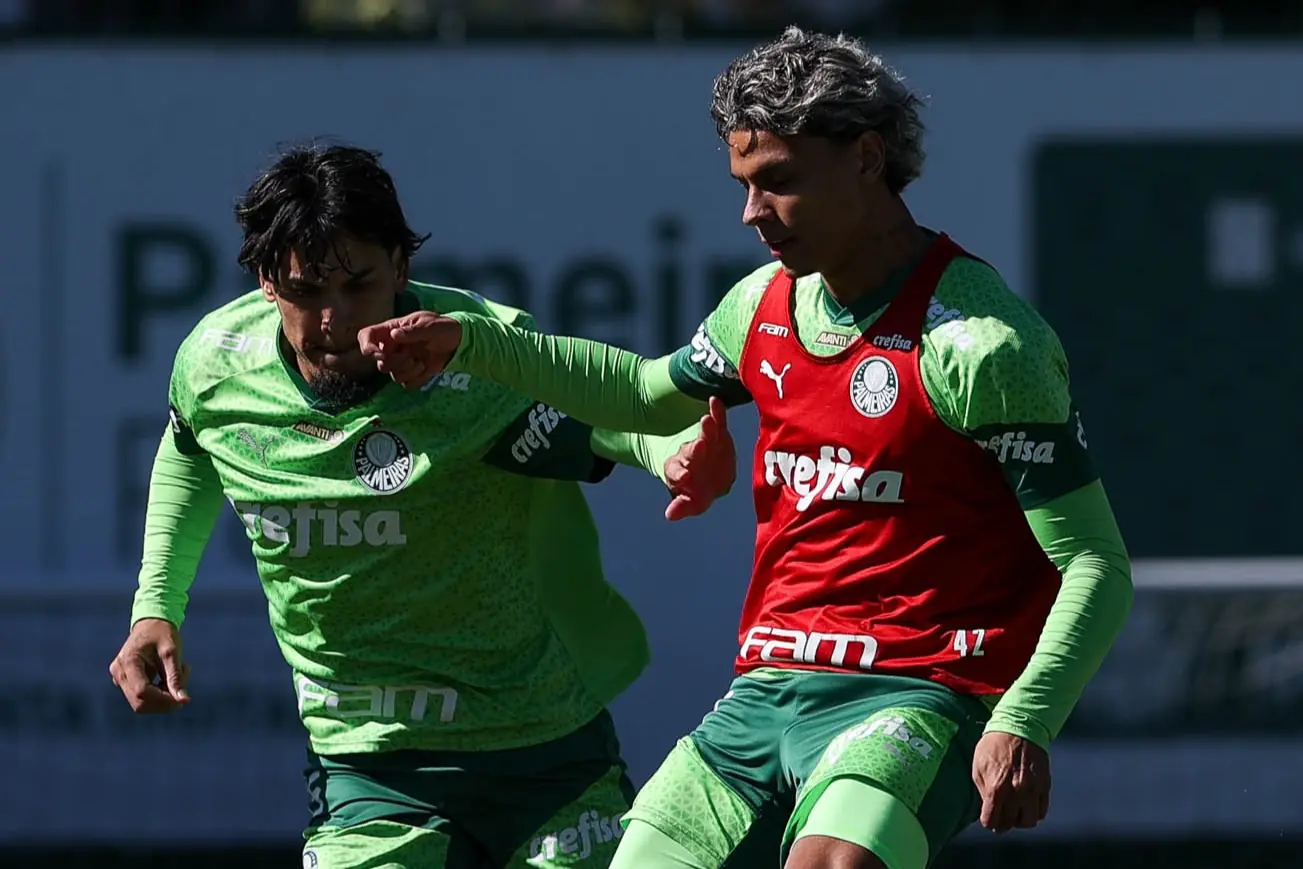 Convocados do Palmeiras retornam de seleções para treino desta quinta-feira.