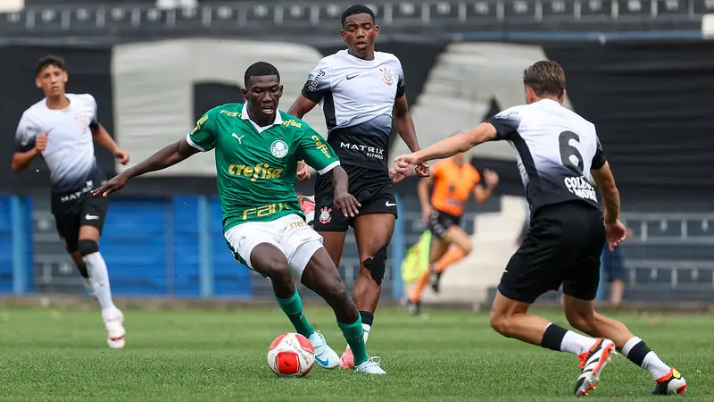 Palmeiras e Corinthians têm entrada gratuita para jogo decisivo no Paulista Sub-20.