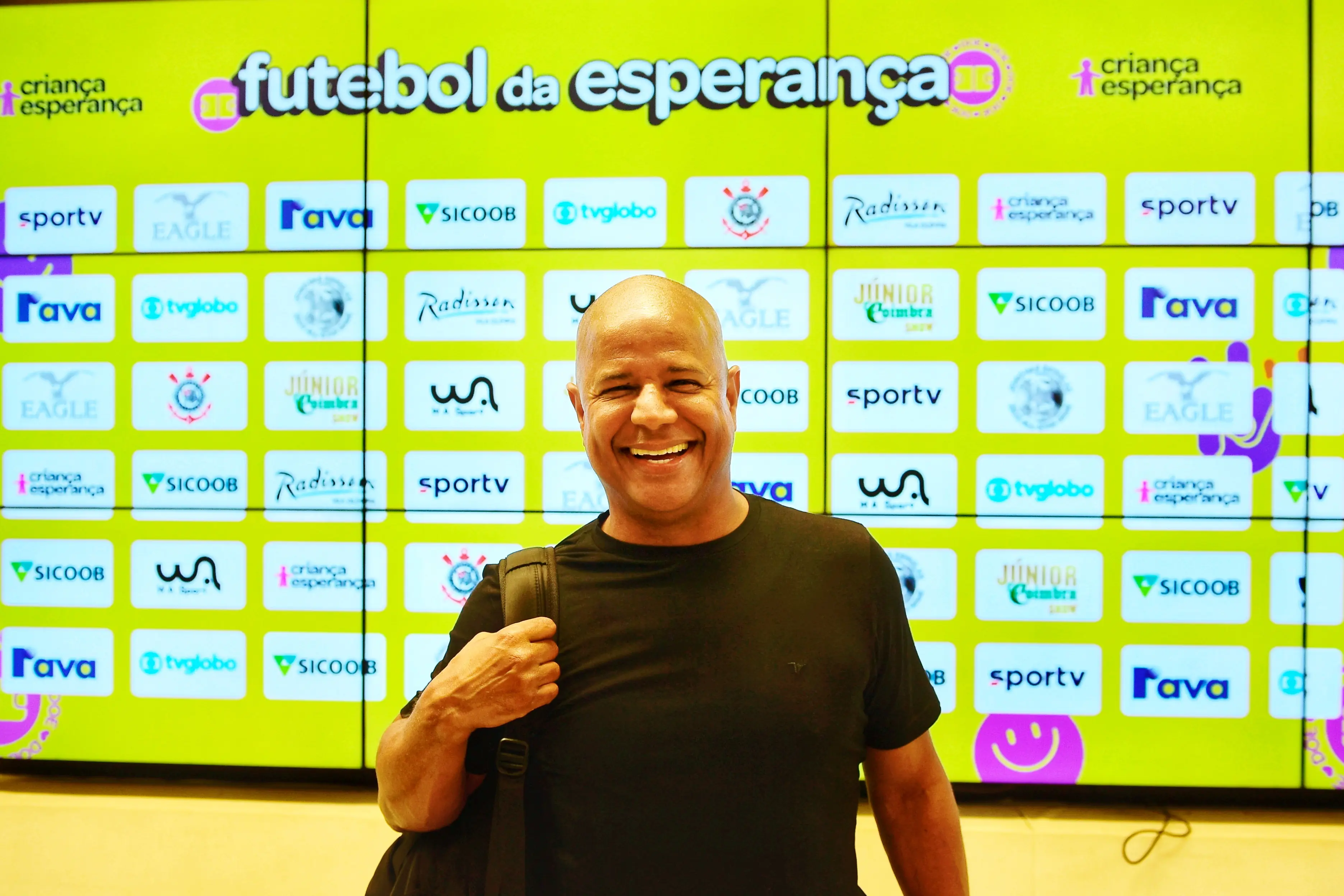 Marcelinho Carioca elogia Ramón Díaz e aprova evolução de Garro