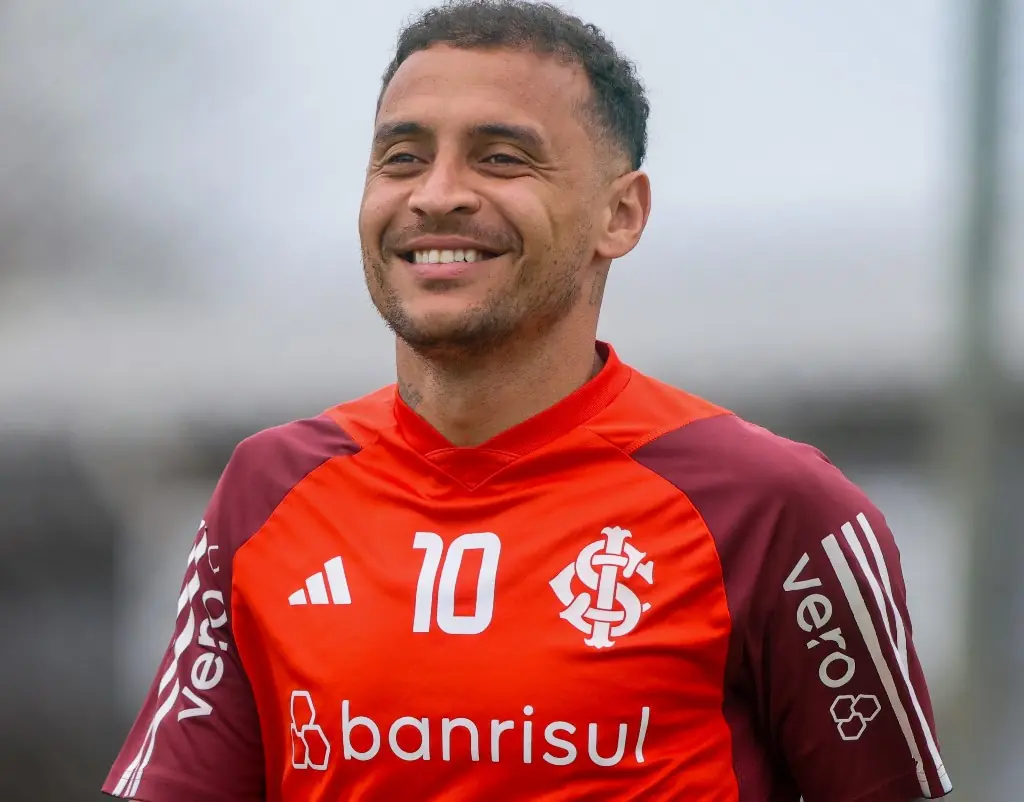 Internacional se prepara para clássico com o Grêmio no Beira-Rio