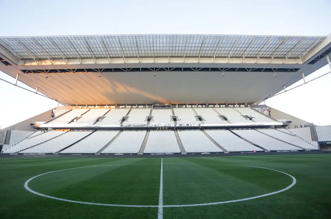 Corinthians aguarda retorno da Caixa para plano de quitação da Arena