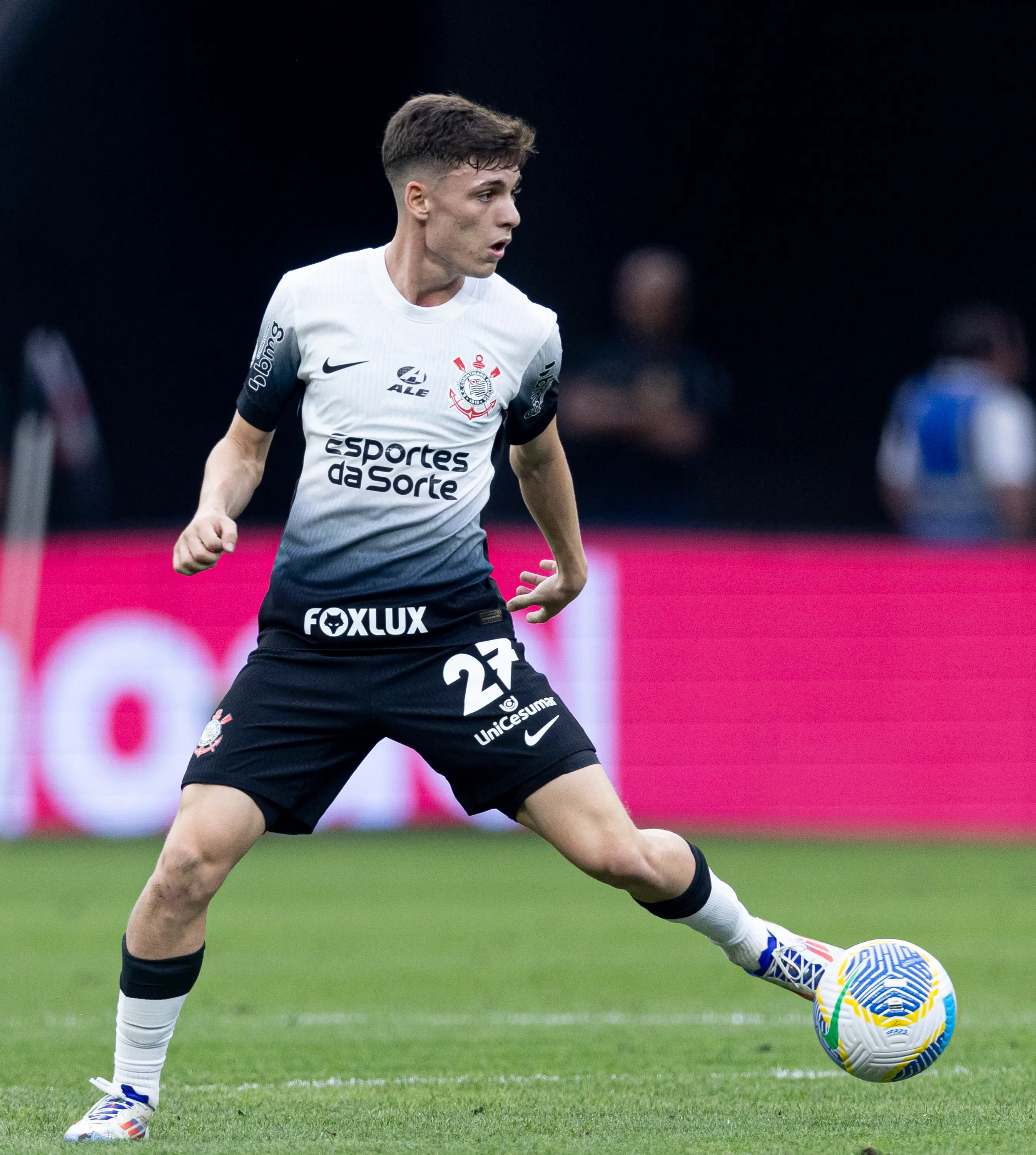 GANHOU A VAGA? Bidon retoma espaço no Corinthians e engata sequência de jogos após rejeição inicial.