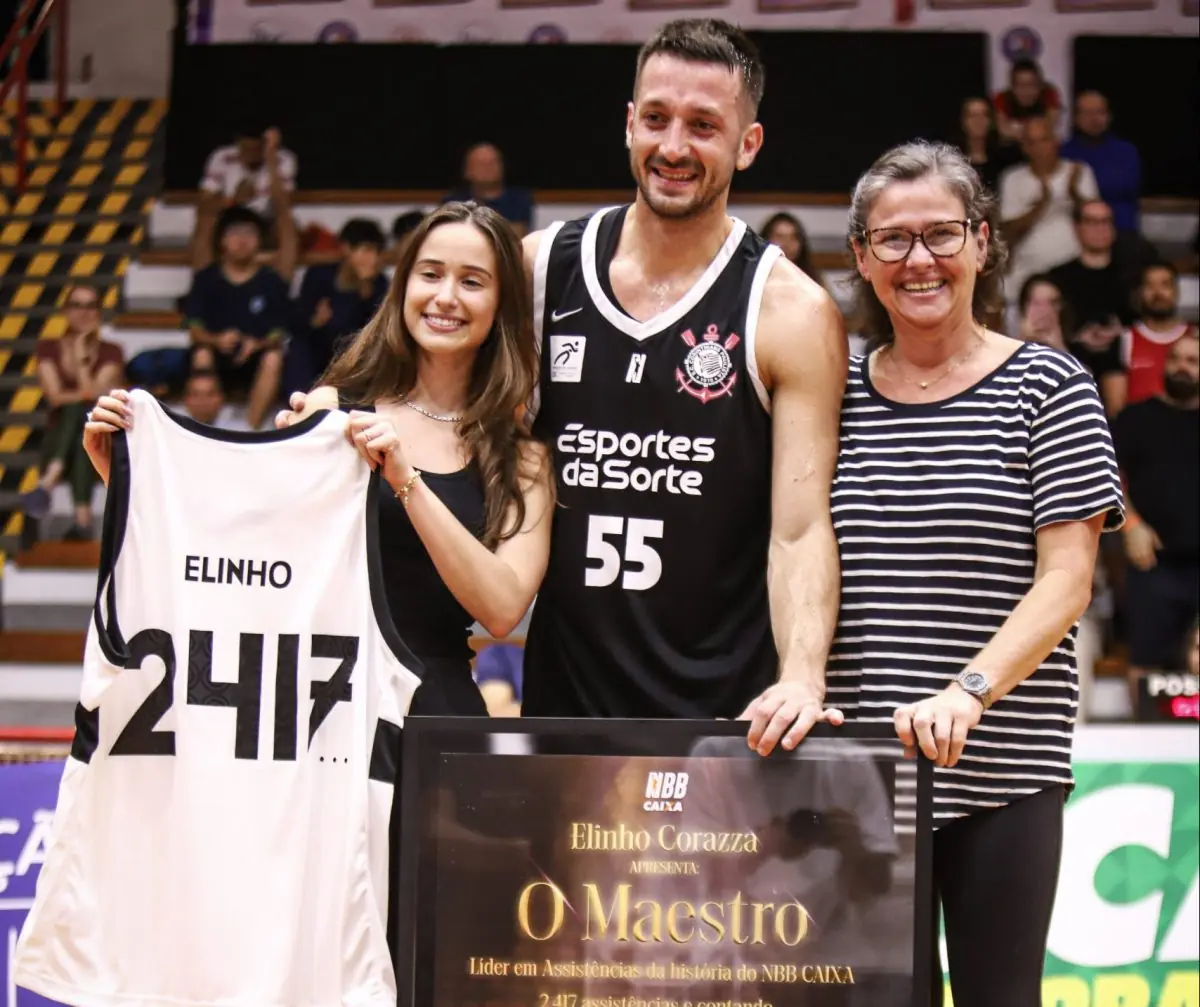 Elinho se torna o jogador com mais assistências na história do NBB ...