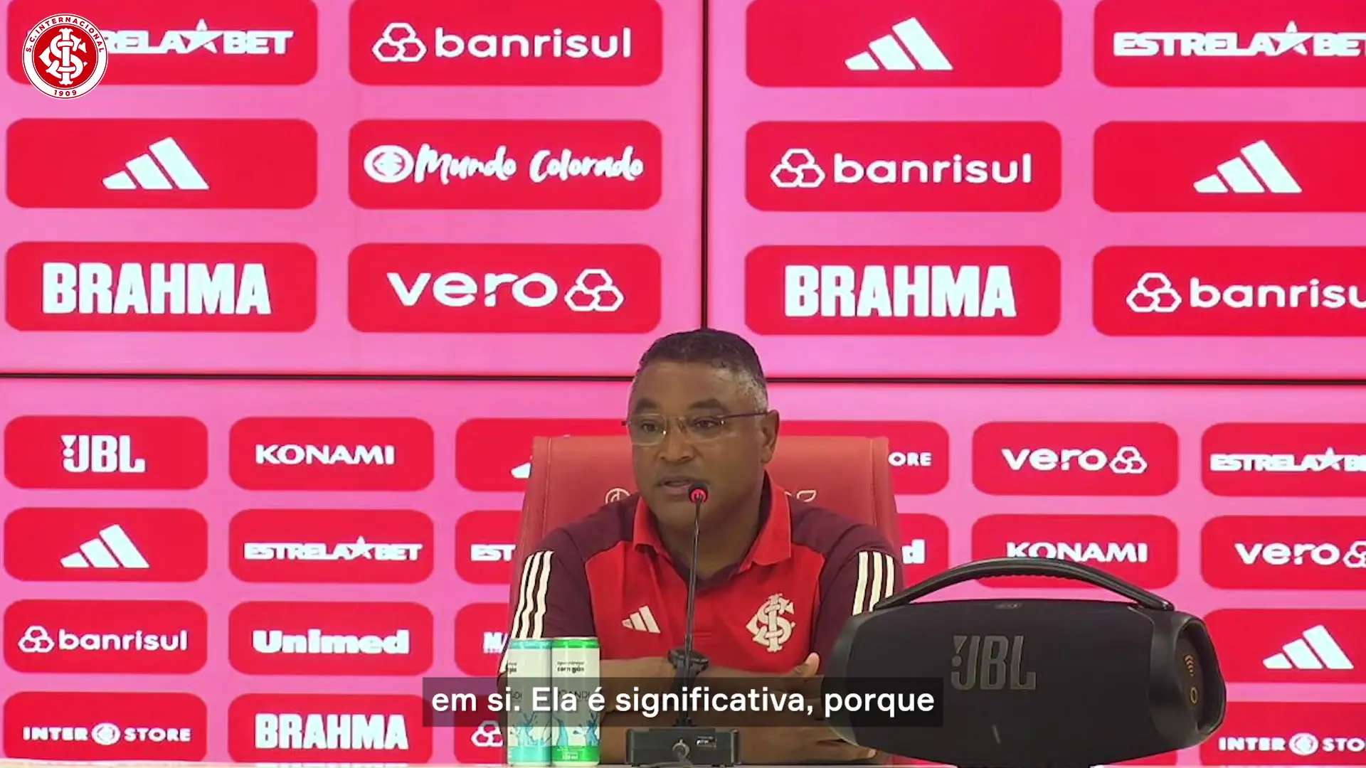 Roger bate sequência sem derrotas pelo Inter e valoriza trabalho deixado por Coudet Imagem ilustrativa para a matéria