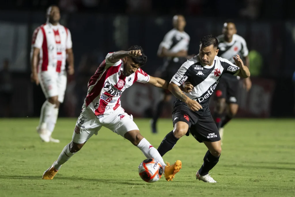 Vasco e Bangu se enfrentaram pelo Cariocão 2025