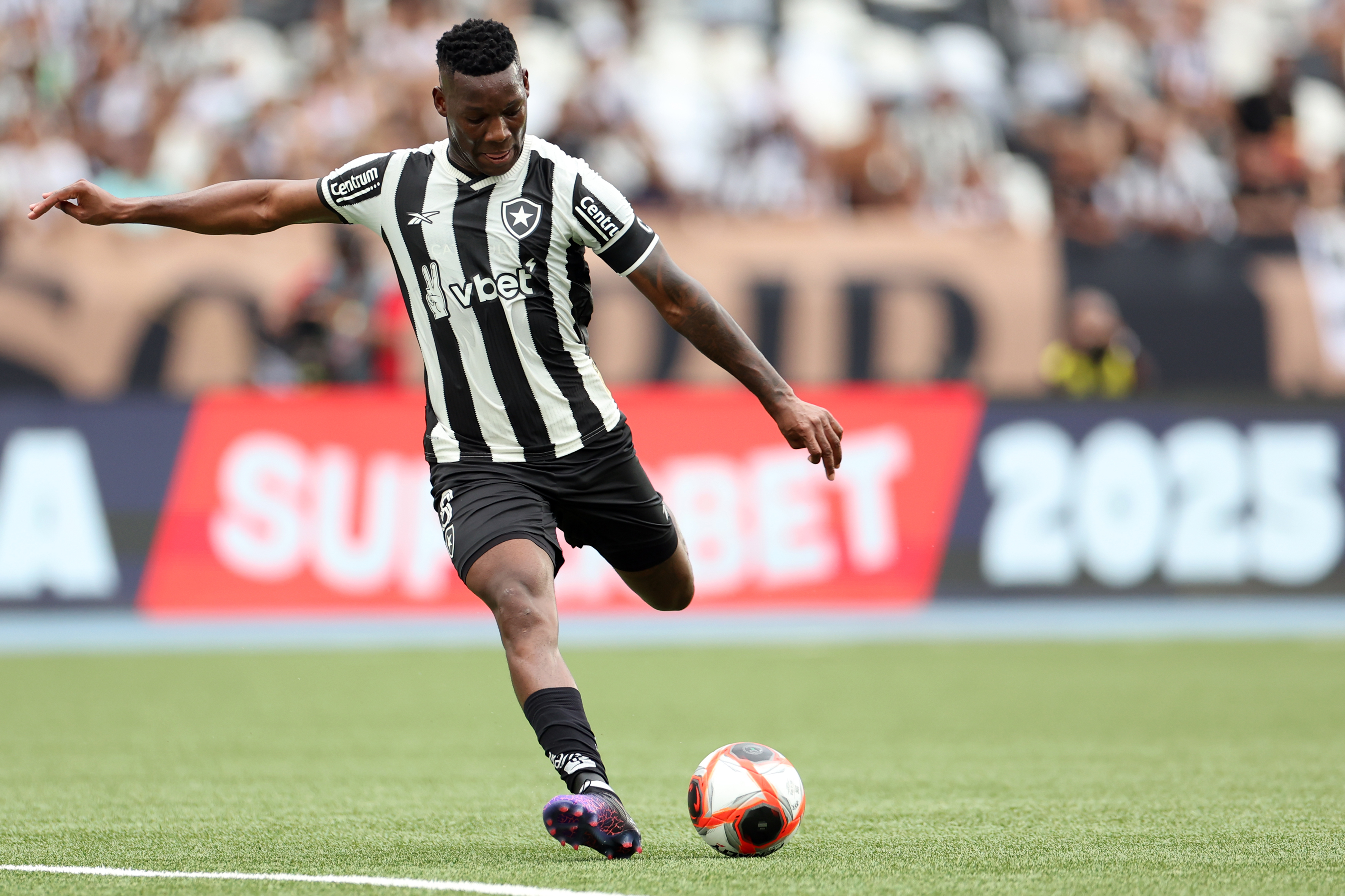 Botafogo x Portuguesa-RJ: prováveis escalações e onde assistir
