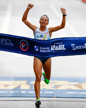 Nubia de Oliveira atinge recorde pessoal na São Silvestre e celebra evolução: "Melhorei muito"