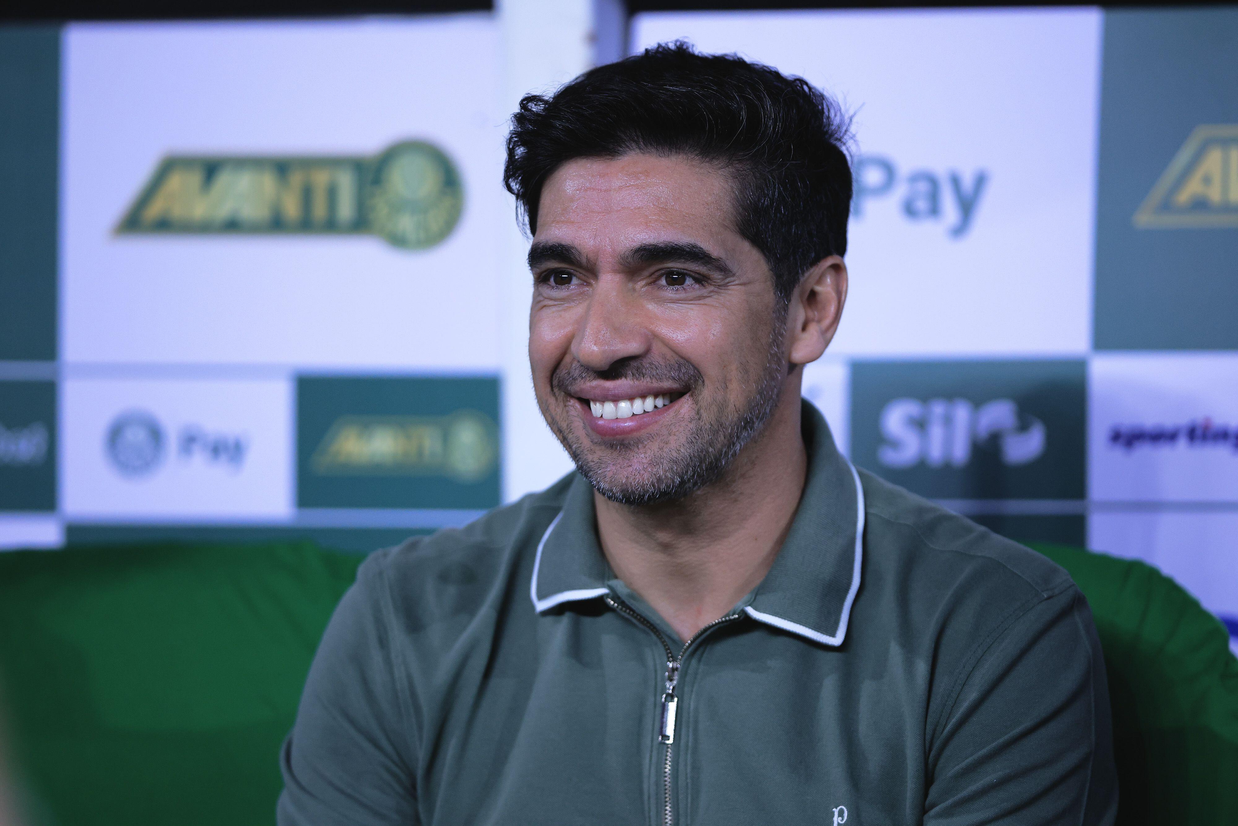 Palmeiras confirma renovação de Abel Ferreira até 2027, encerrando especulações nos bastidores