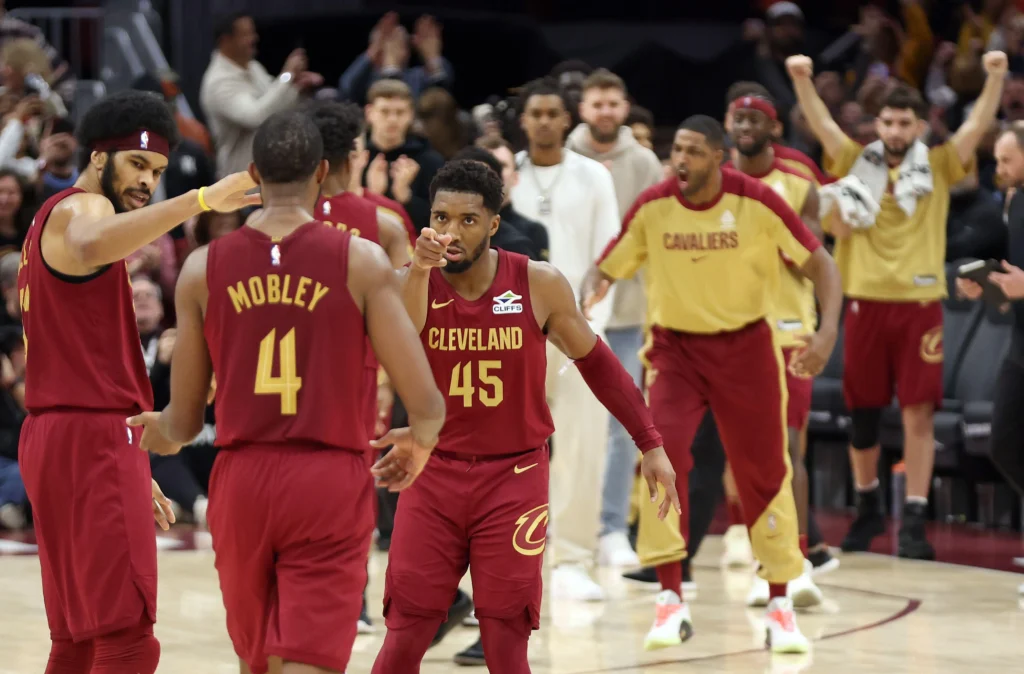 Equipe do Cleveland Cavaliers em ação pela NBA