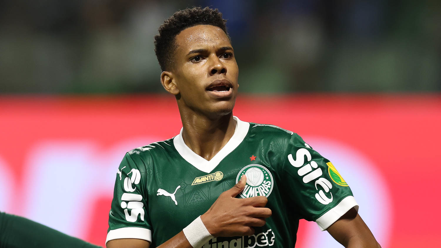 Palmeiras busca classificação nas quartas do Paulista em confronto decisivo.