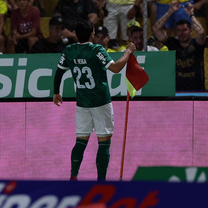 Raphael Veiga supera Mauricio e lidera participações em gols no Palmeiras na 1ª fase do Paulista