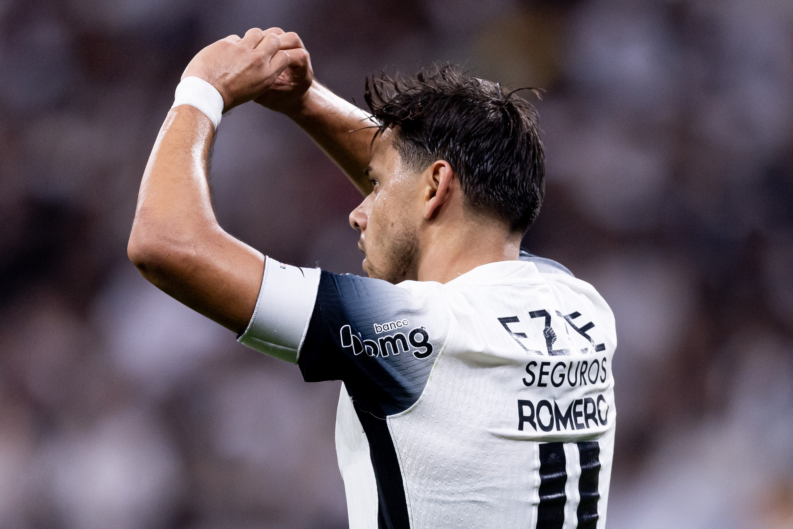 Romero empata Jô na artilharia do Corinthians no século XXI