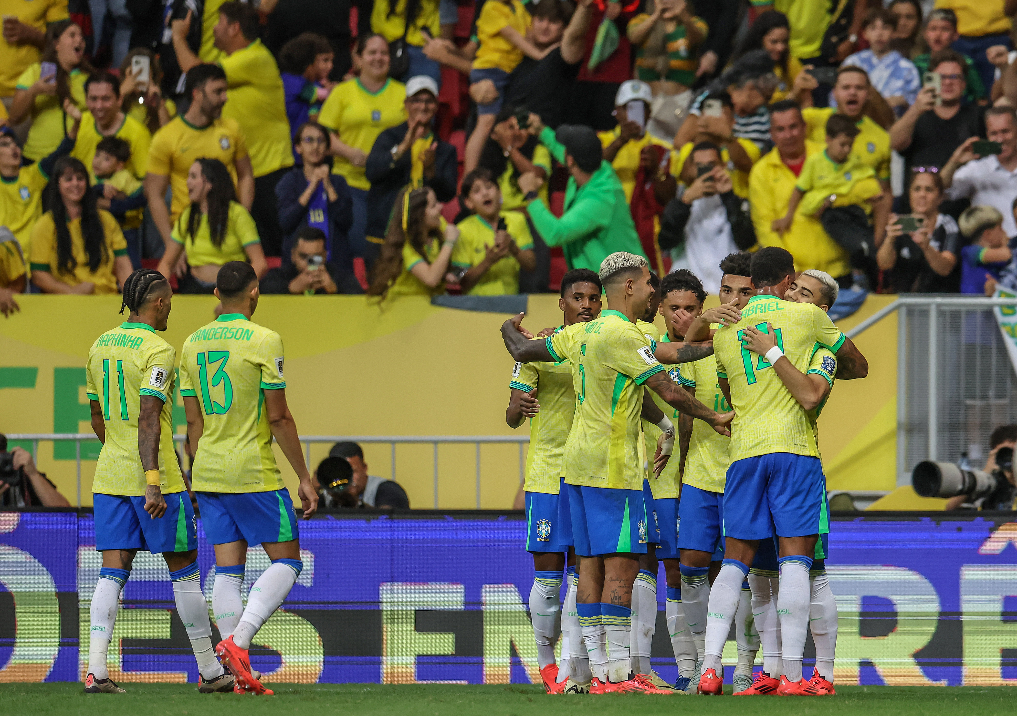 Brasil x Colômbia: prováveis escalações e onde assistir