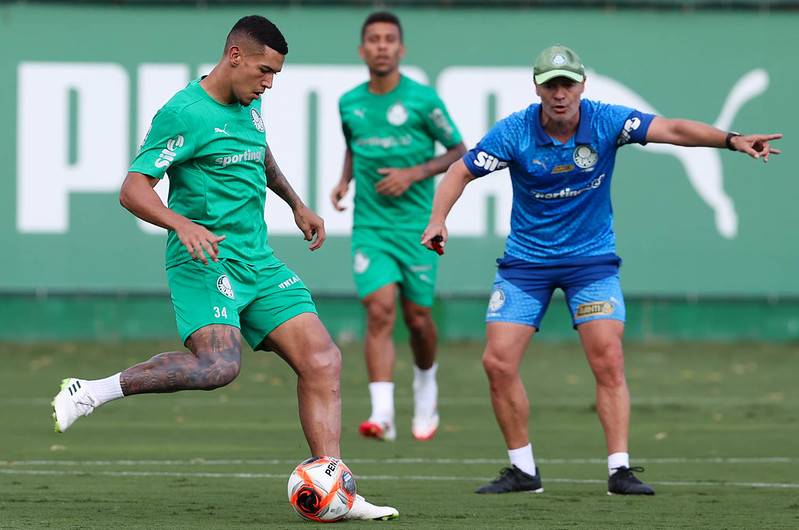 Reapresentação do Palmeiras: imagens da volta dos jogadores aos treinos nesta terça-feira